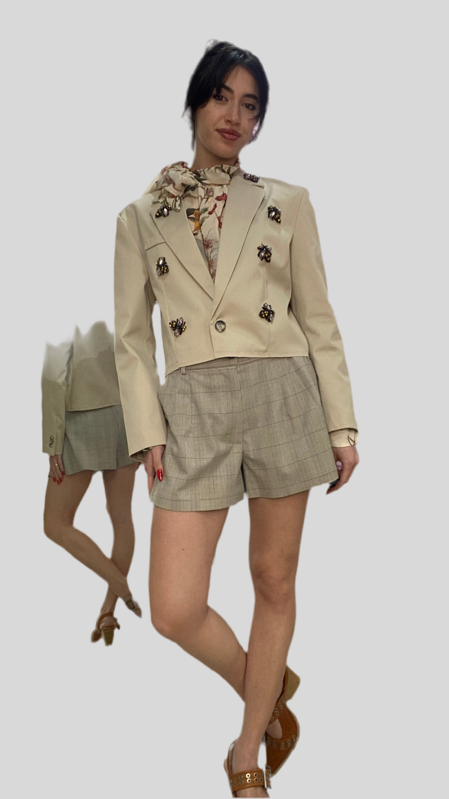 Waist long blazer with pins
