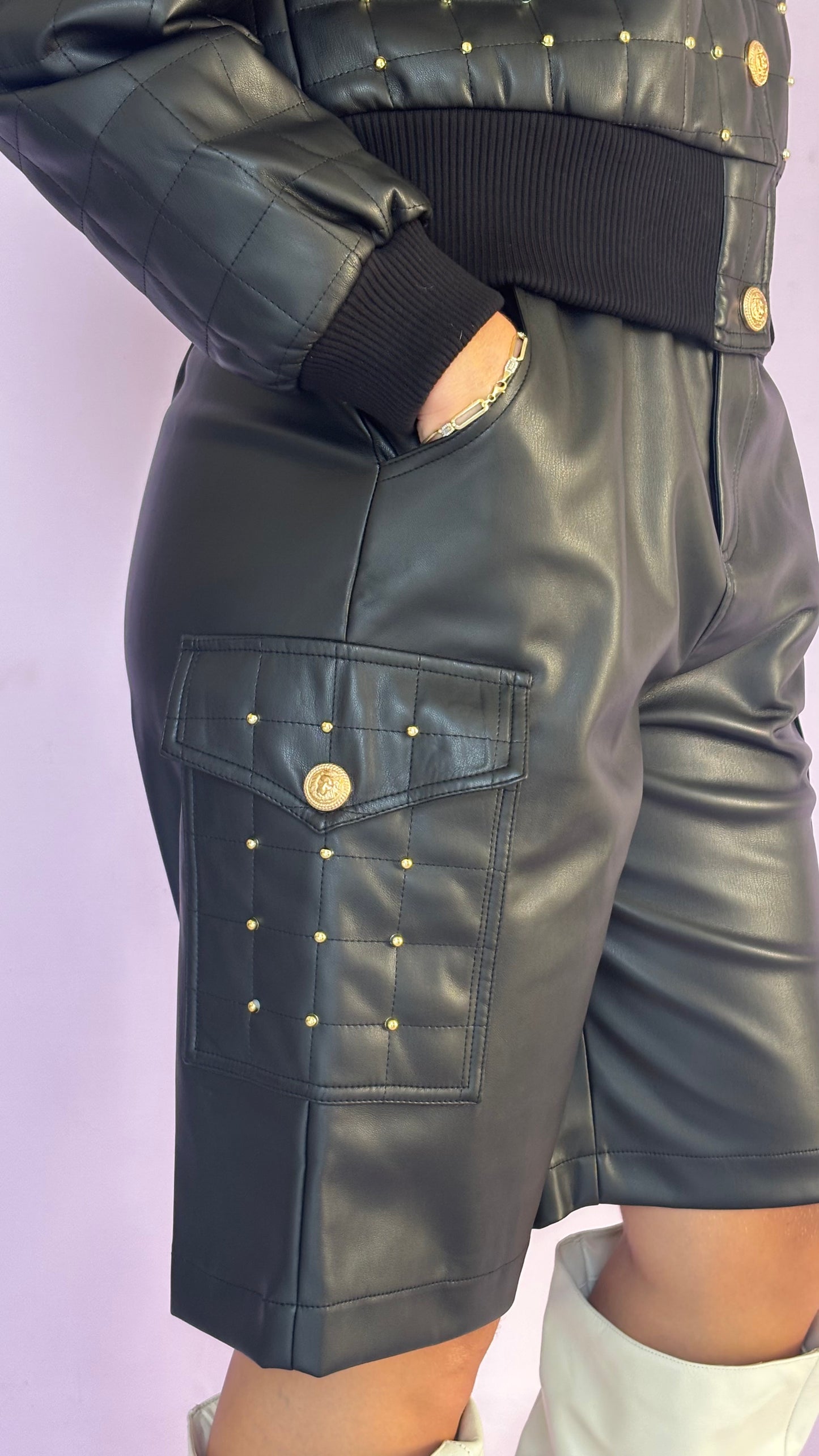 Black eco leather bermuda