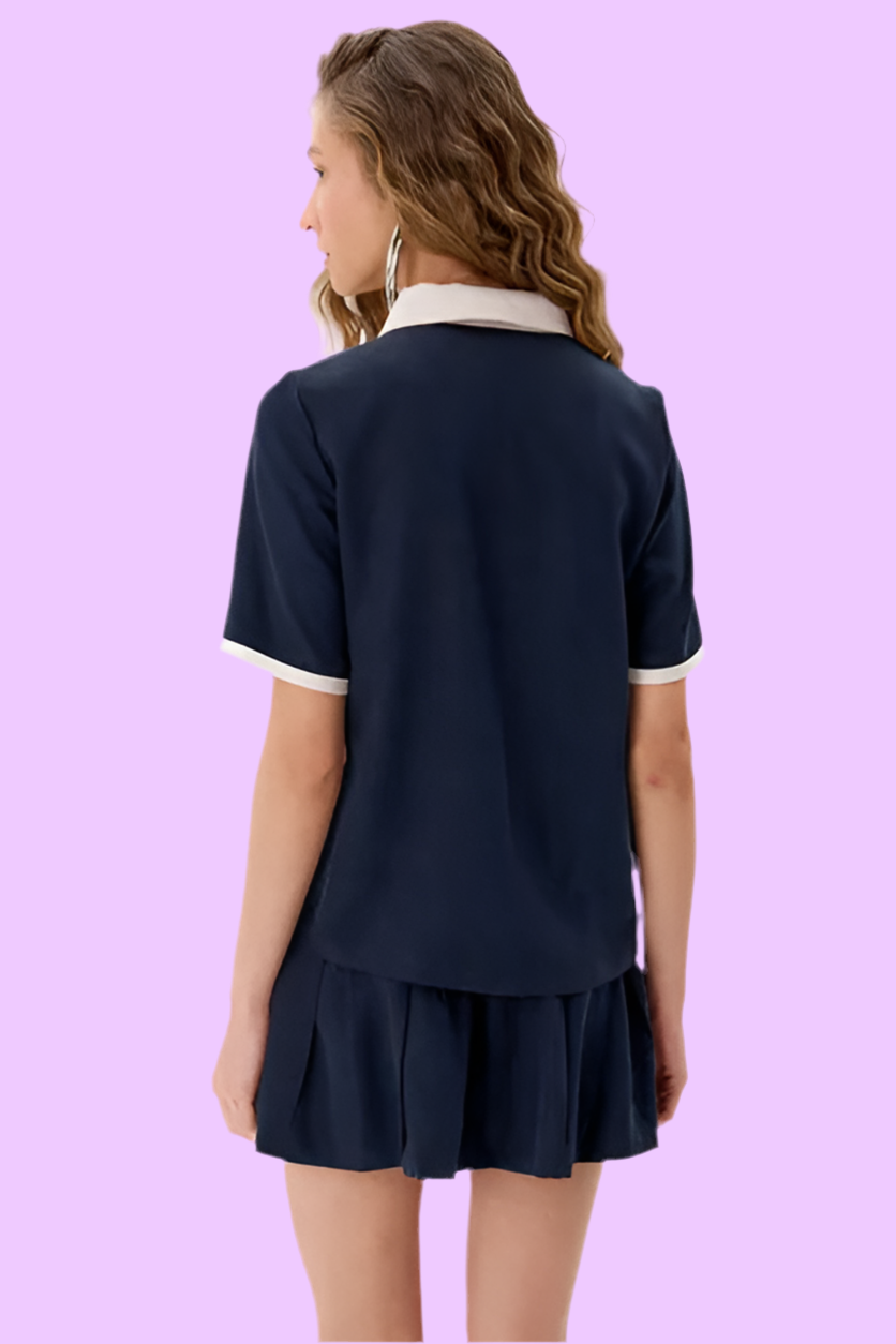 Two colored polo collar blouse