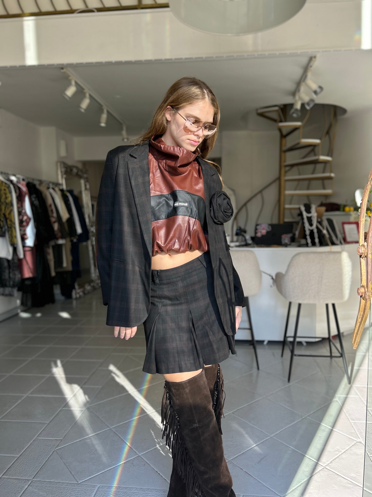 Check single breasted blazer with flower