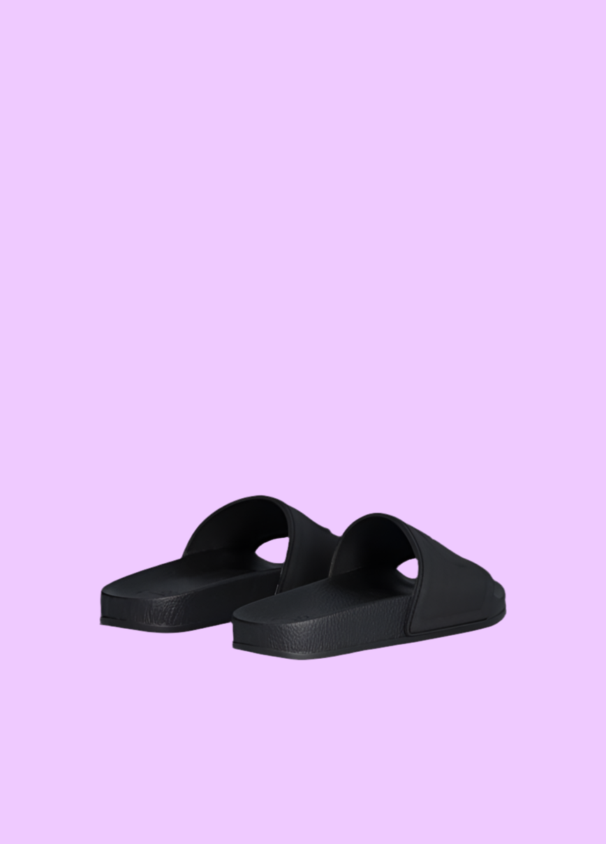 Black sandals with maxi logo