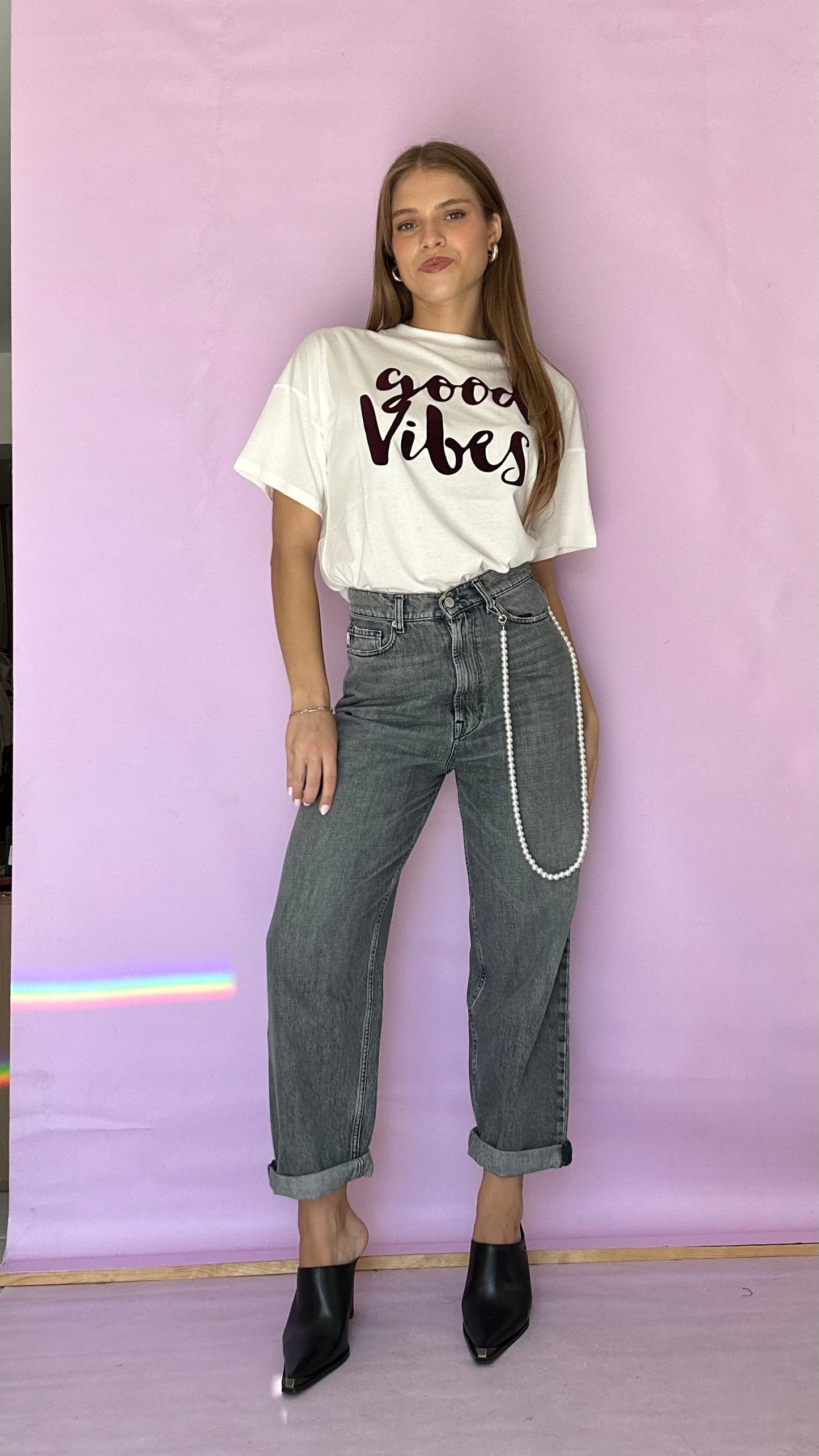White Good Vibes t-shirt