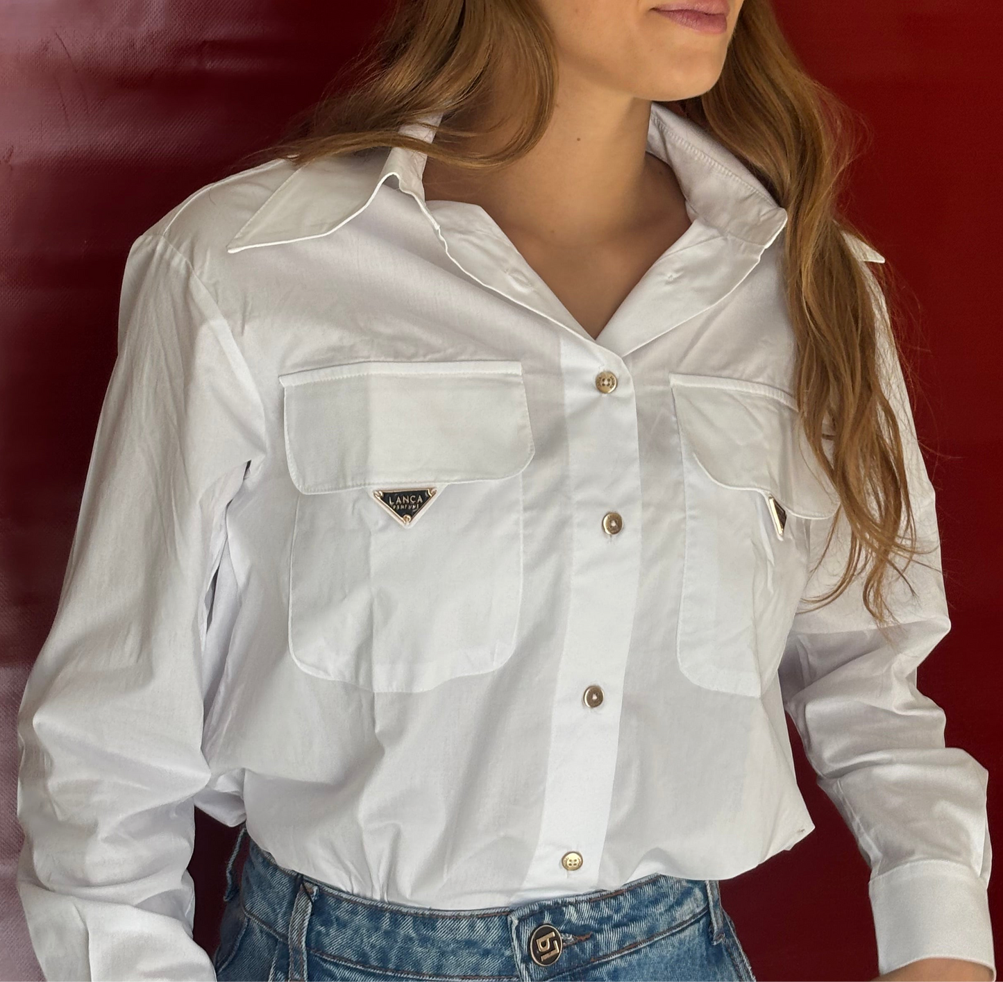 White long sleeve shirt with outer pockets