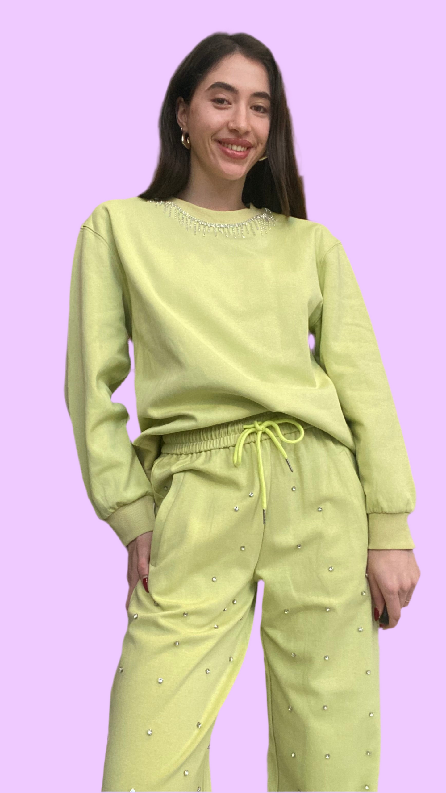Sweatshirt with rhinestones