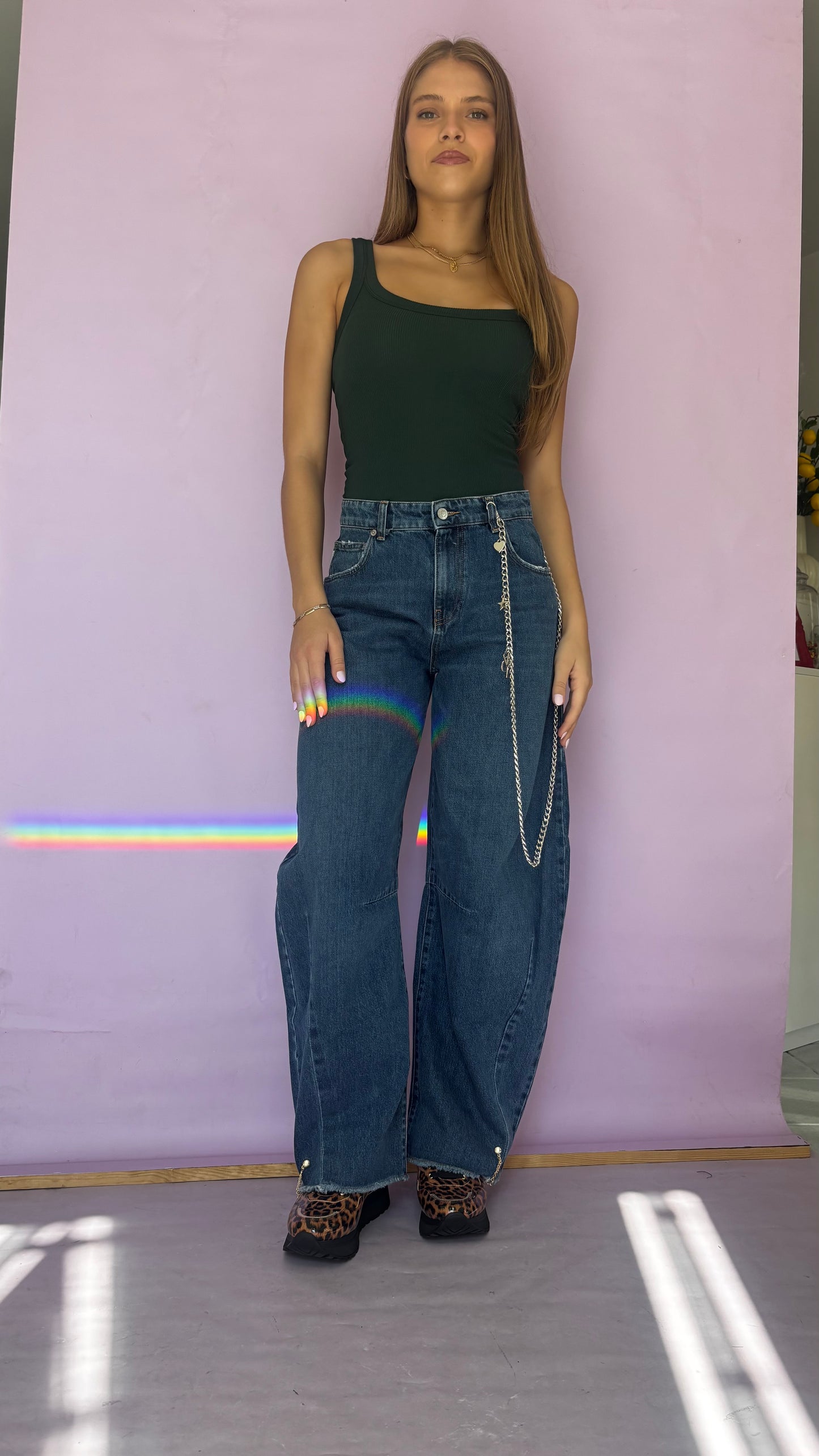 Eve jean with chain
