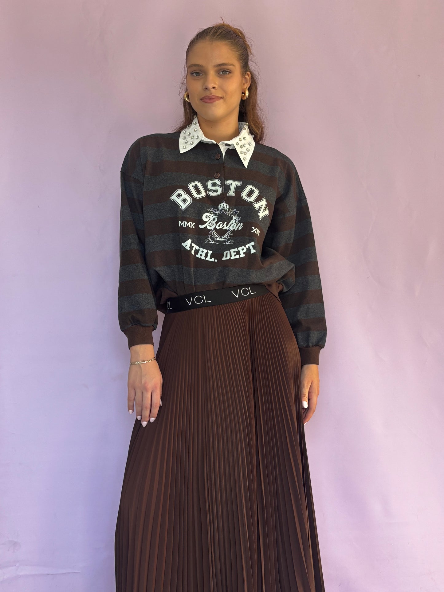 Striped sweatshirt with collar