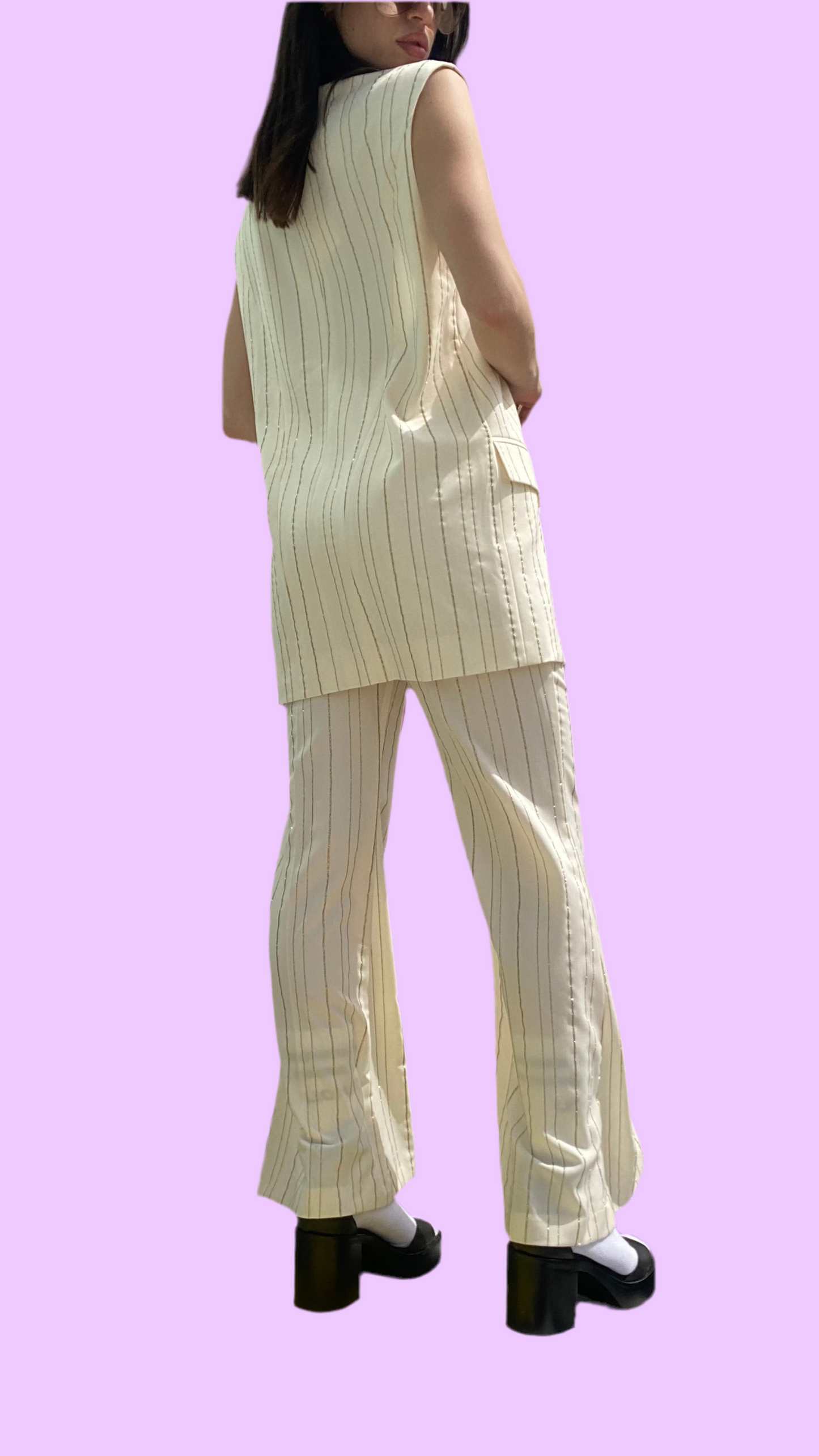 Straight line trouser with gold stripes