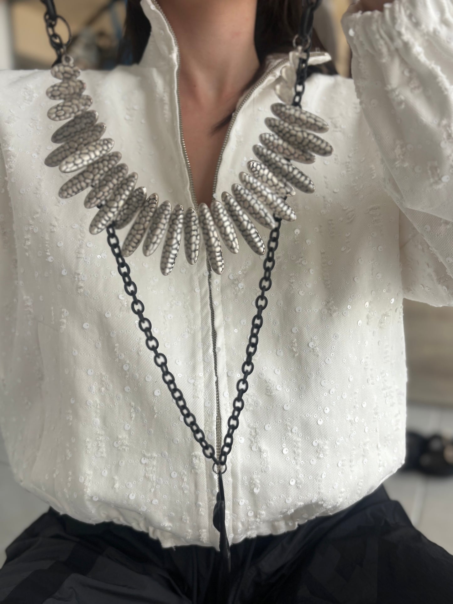 Asymmetric silver short necklace Baroc Boutique