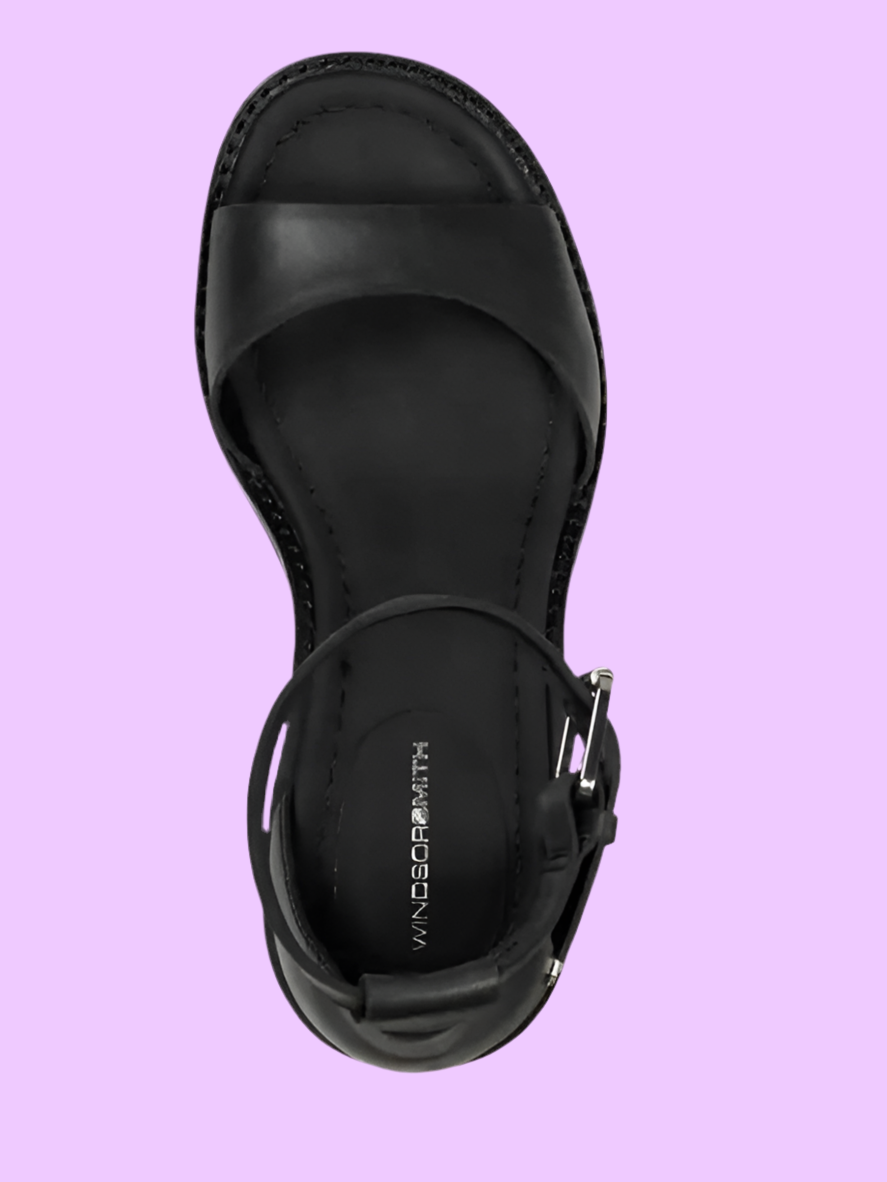 Black chunk low heel sandals Baroc Boutique