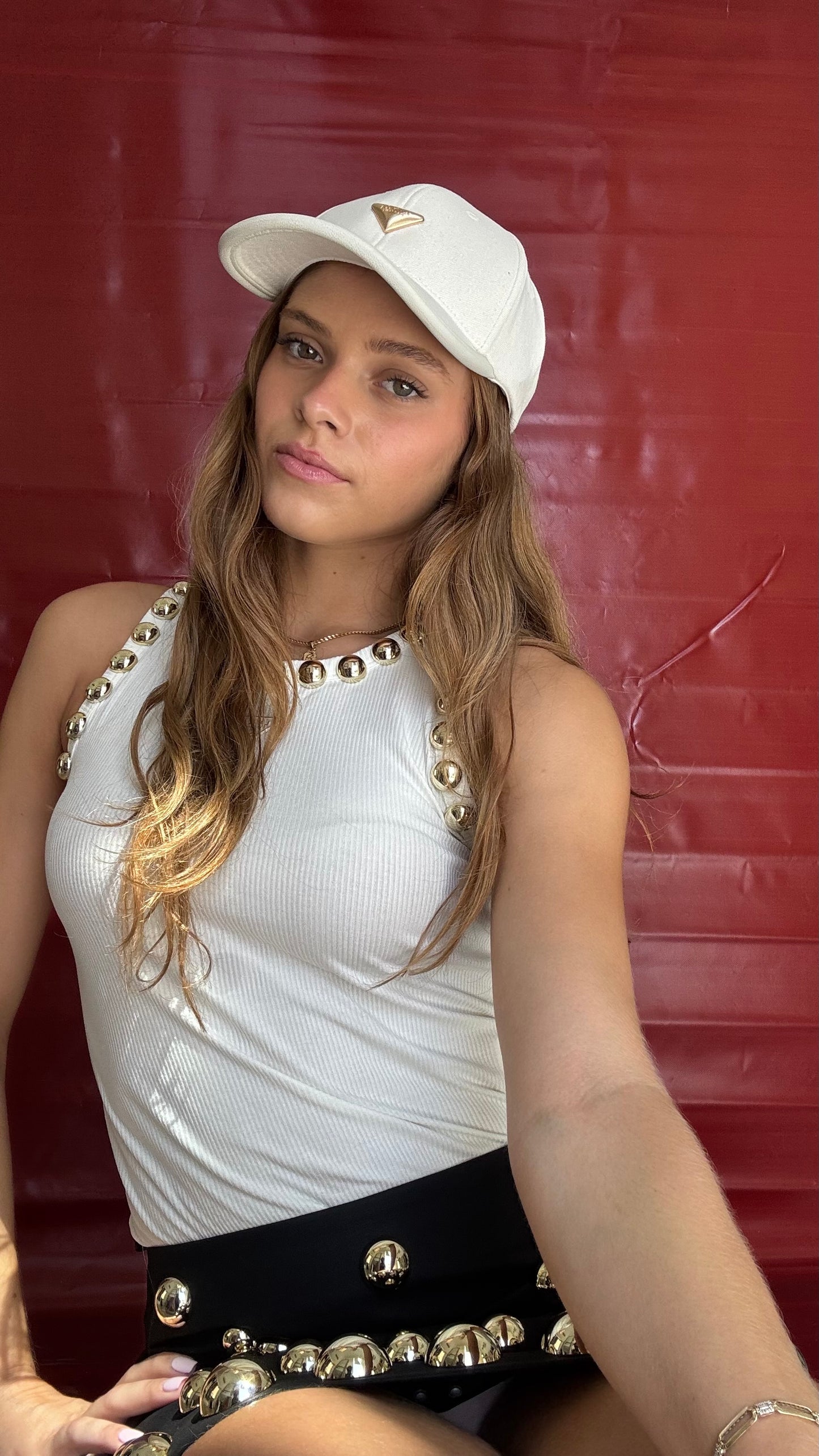 Launch cap with gold plaque Baroc Boutique