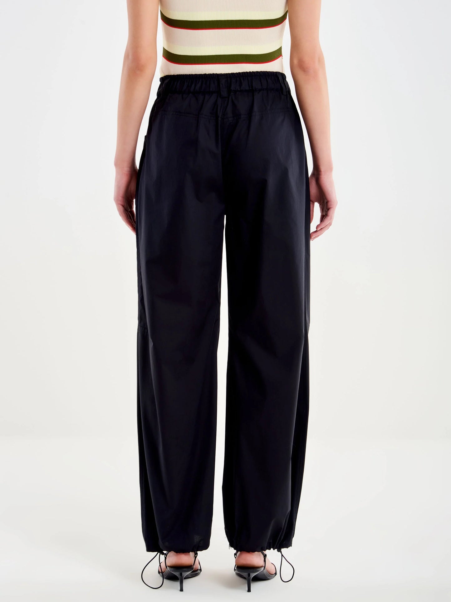 Parachute barrel pants Baroc Boutique