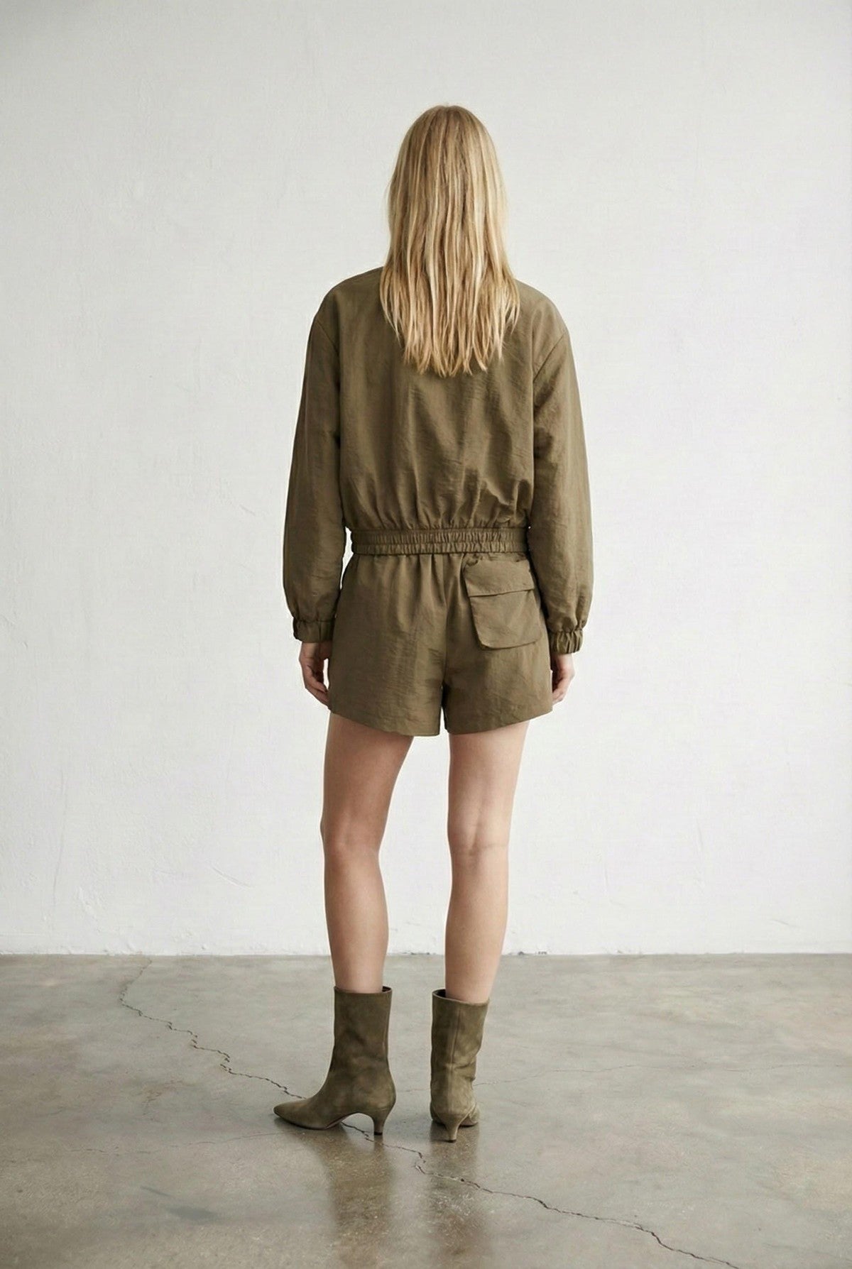 Short with front pockets and loose fit Baroc Boutique