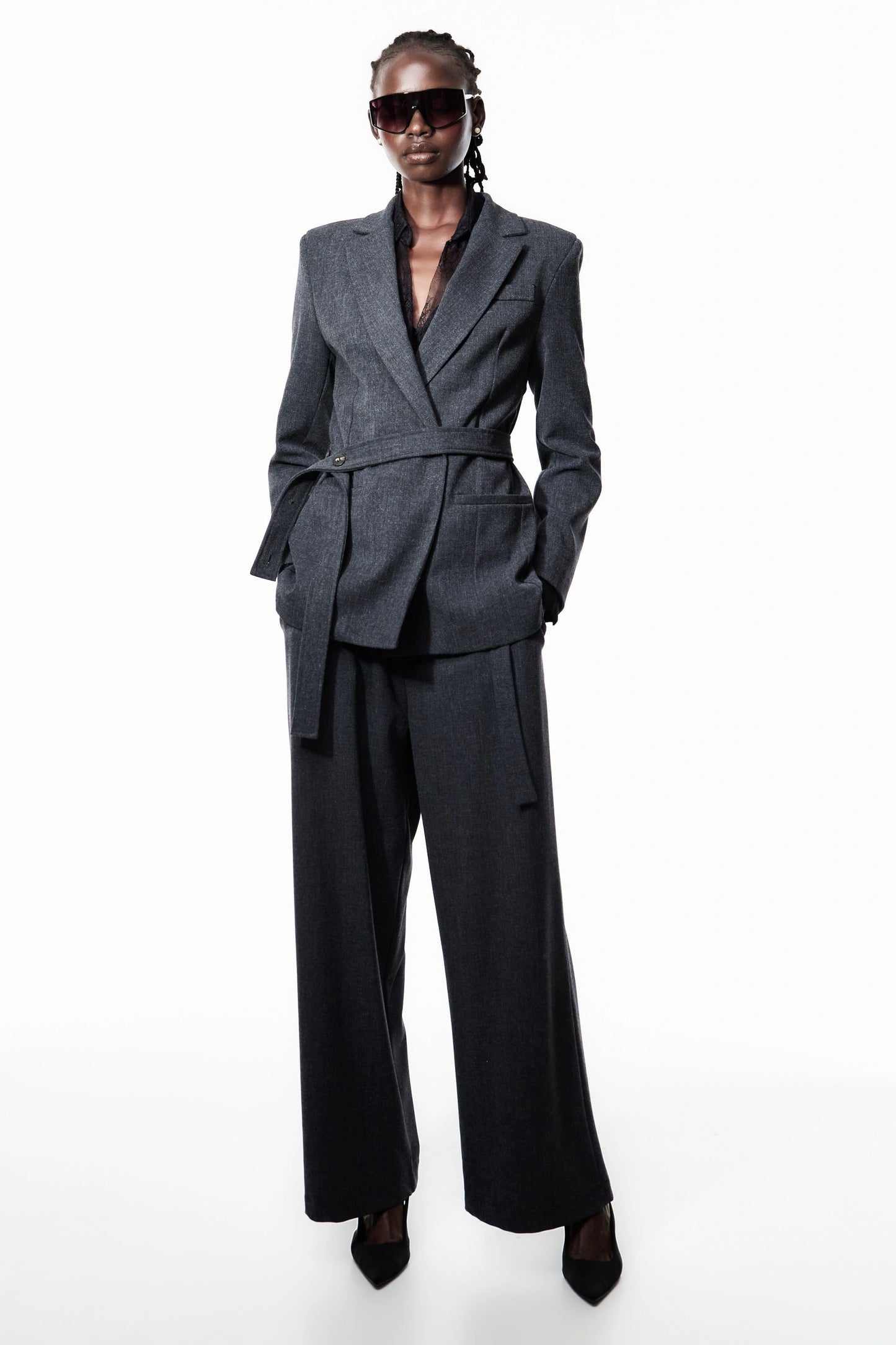 Bordeaux trousers with adjustable belt