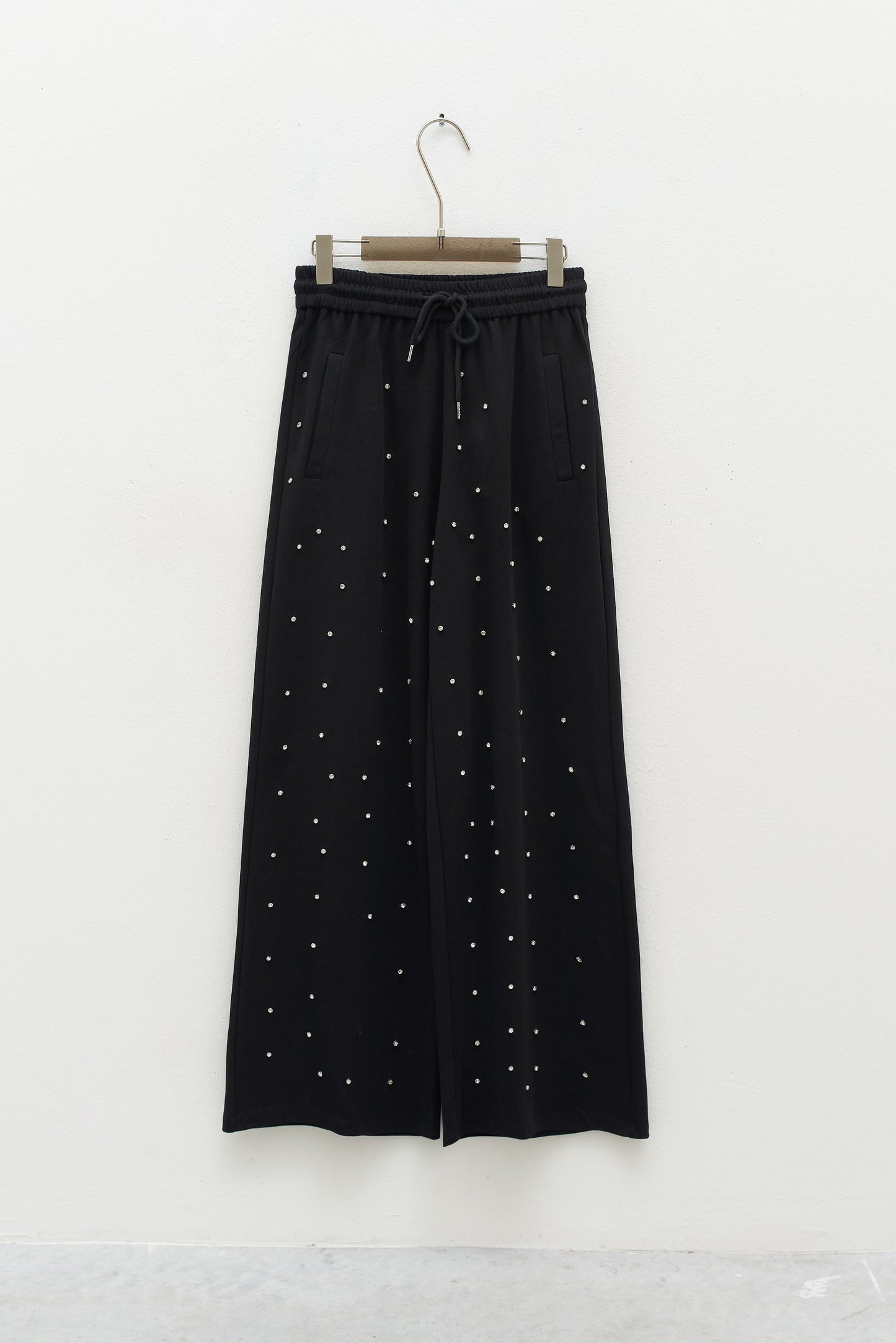 Jogger with rhinestone