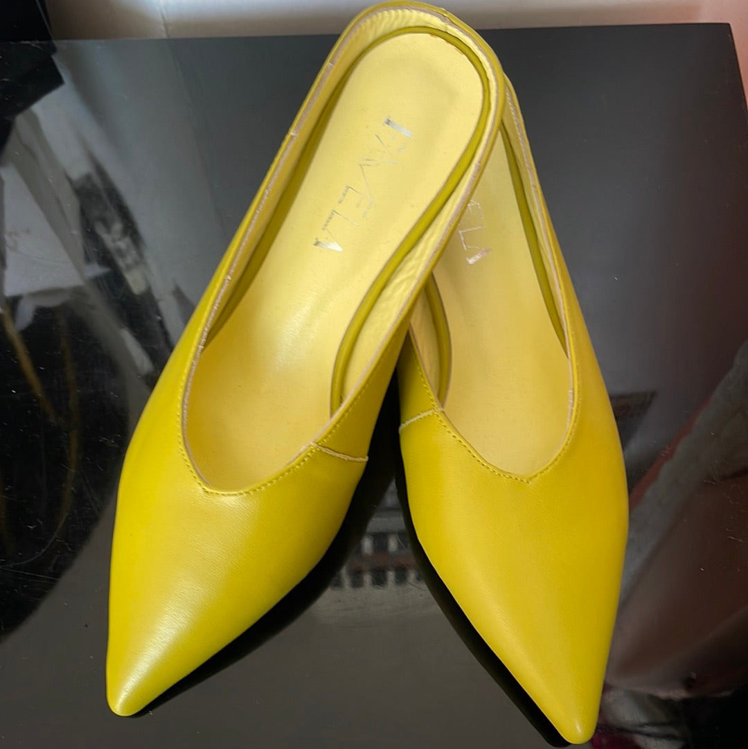 Shoes Skyroom lime mules Baroc Boutique