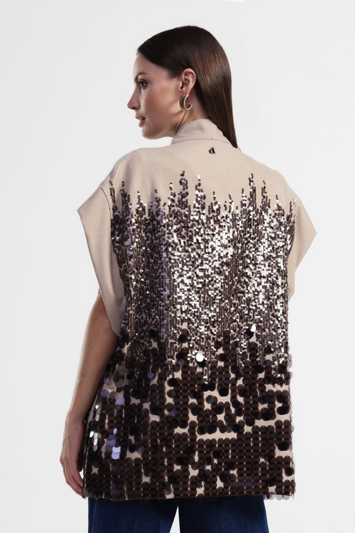 Sleeveless vest with sequins