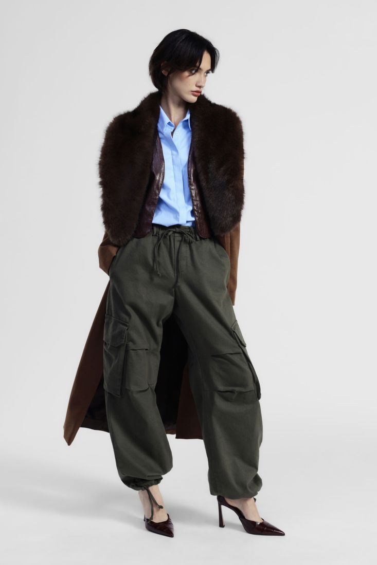 Trousers cargo fit with patch pockets and drawstring