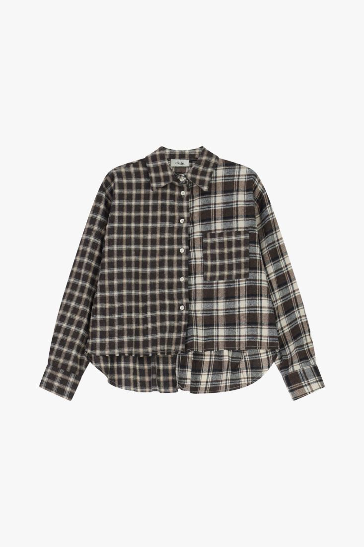 Shirt plaid pattern, classic collar, front pocket