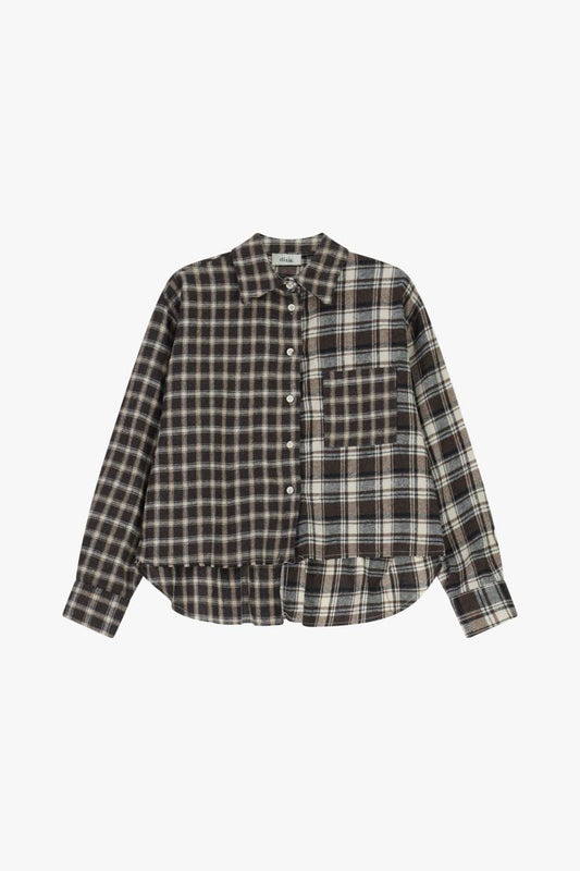 Shirt plaid pattern, classic collar, front pocket