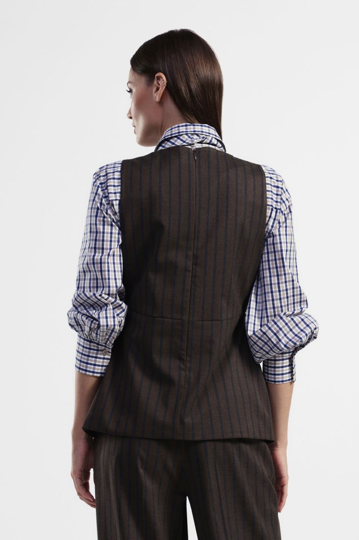 Striped vest with zip on the back