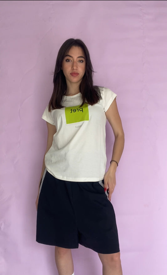 Offwhite t-shirt with label