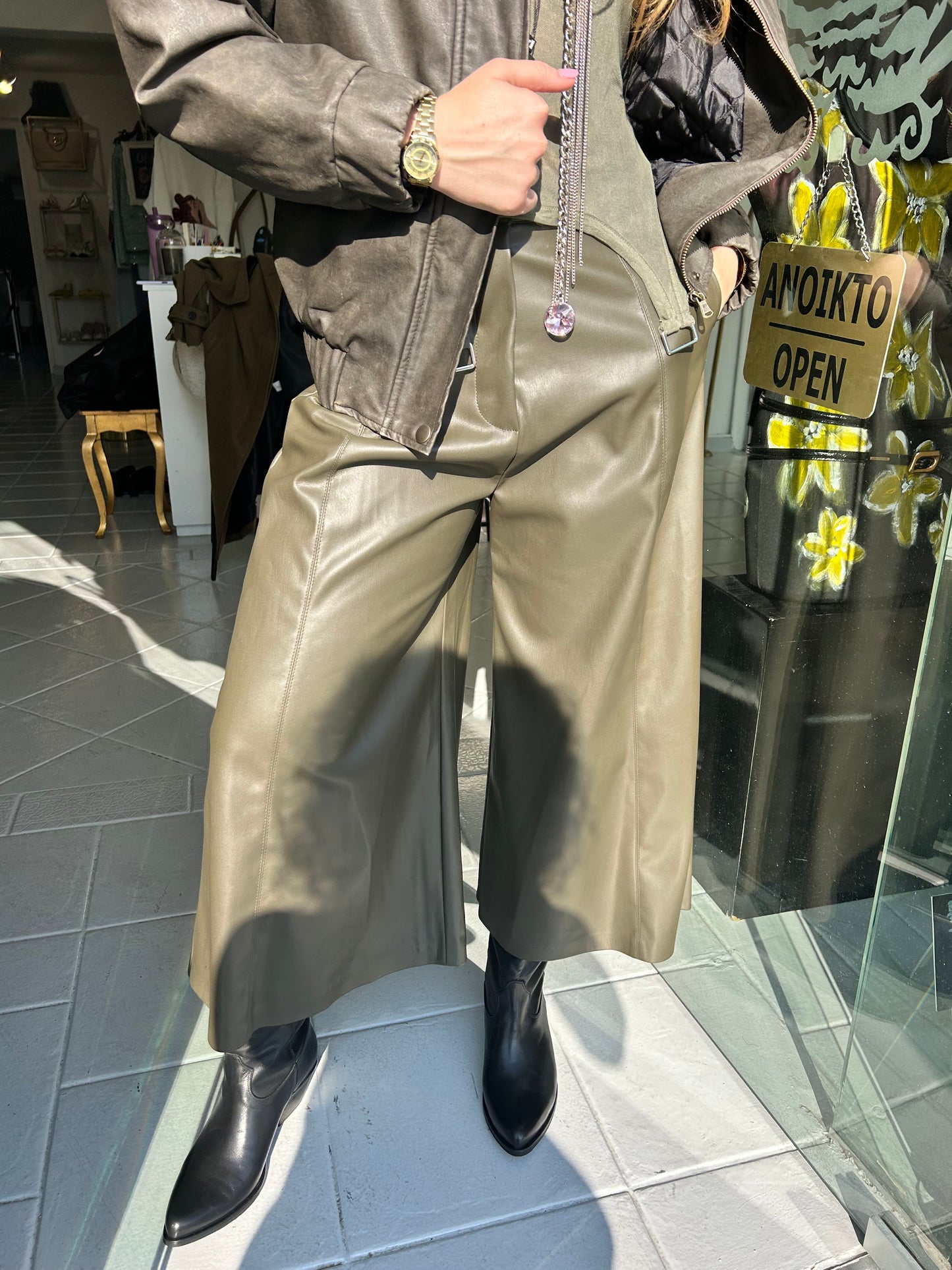 Eco leather zip culotte
