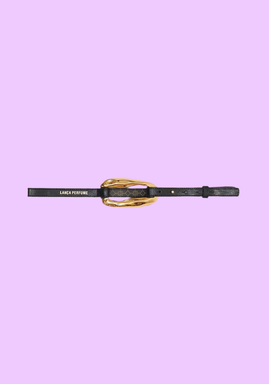 Leather belt with cold buckle