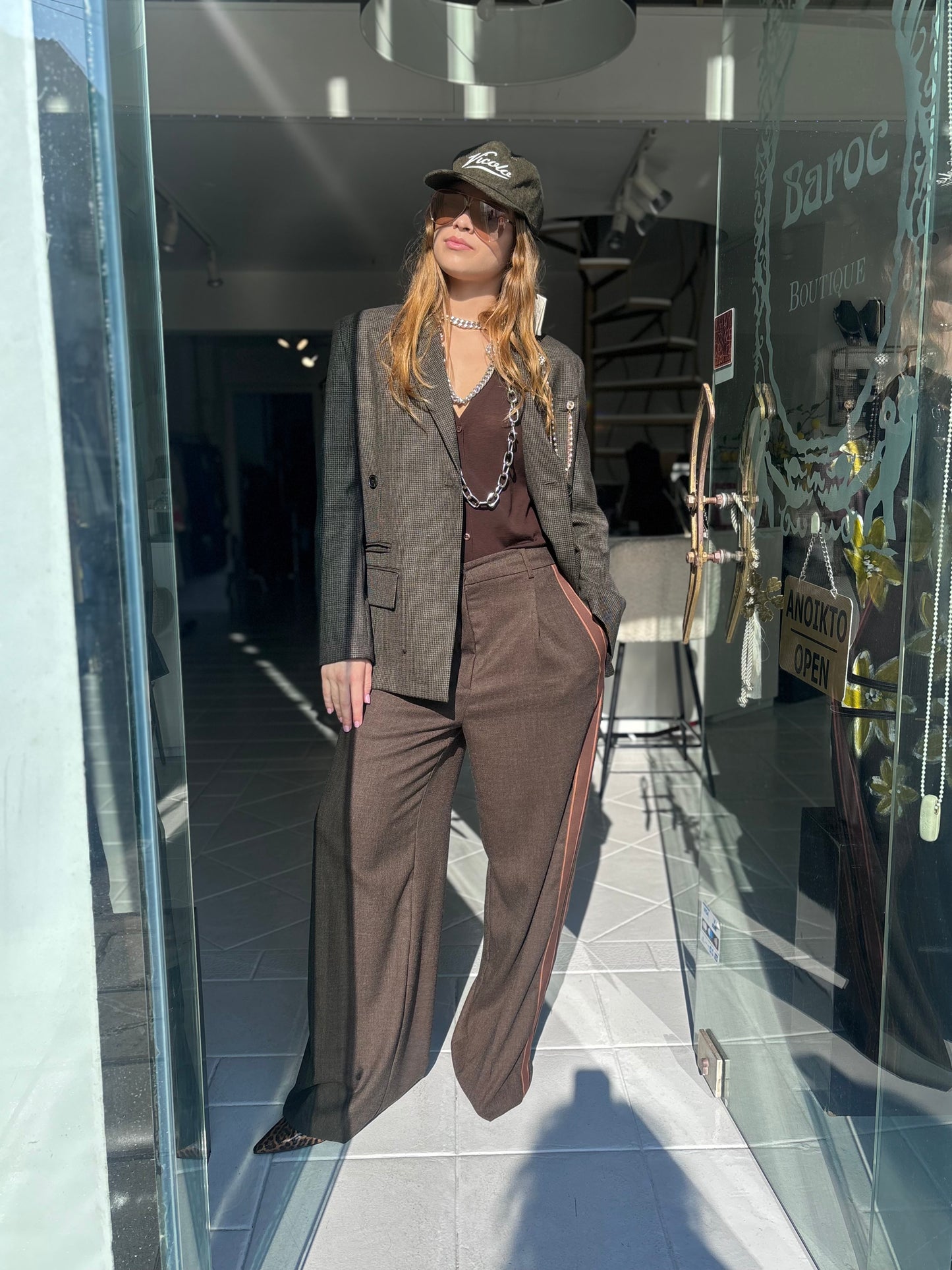 Pied du poulet blazer with brooch