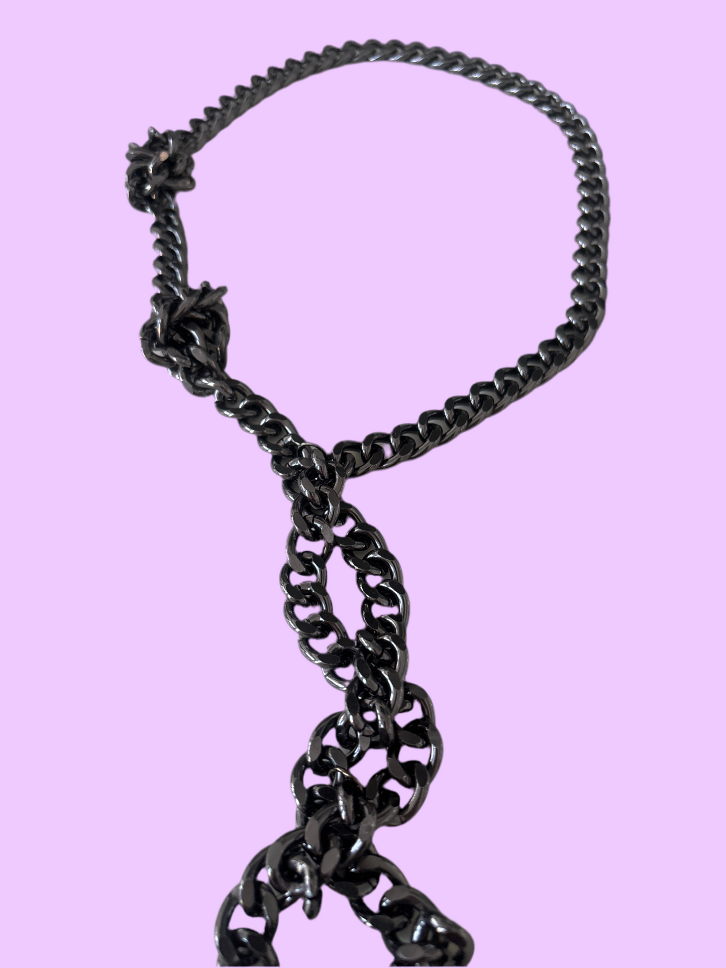 Black long necklace with knots