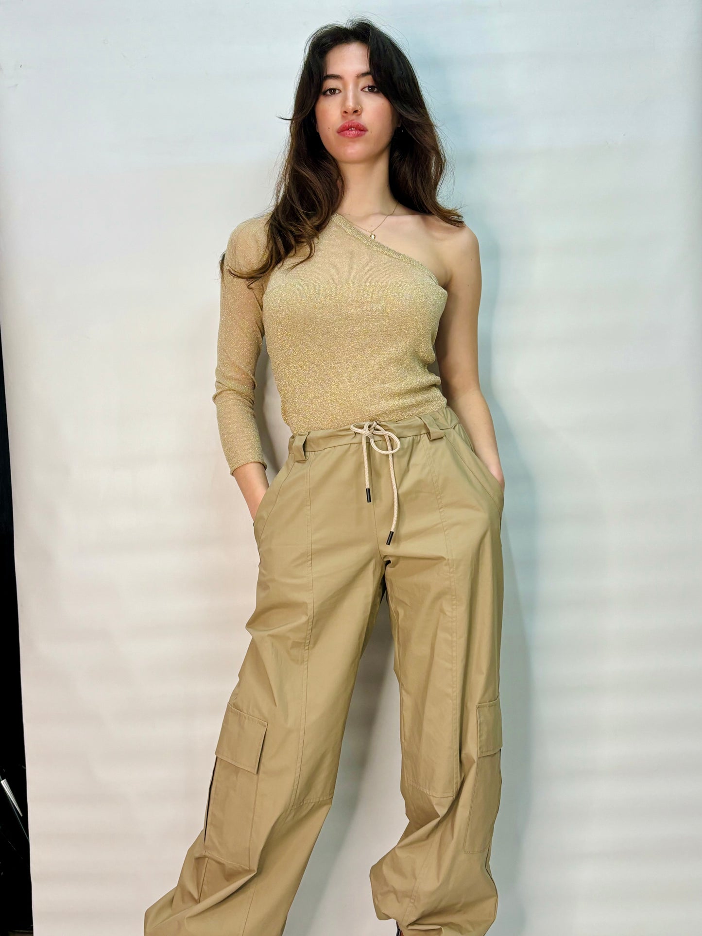 Cargo pants with large side pockets