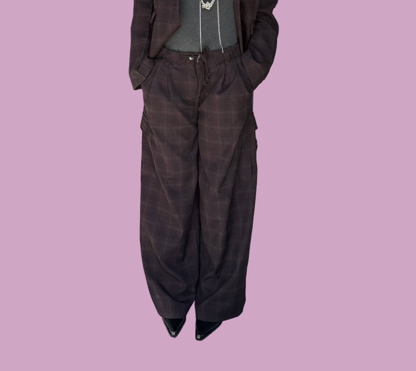 Bordeaux plaid cargo pants