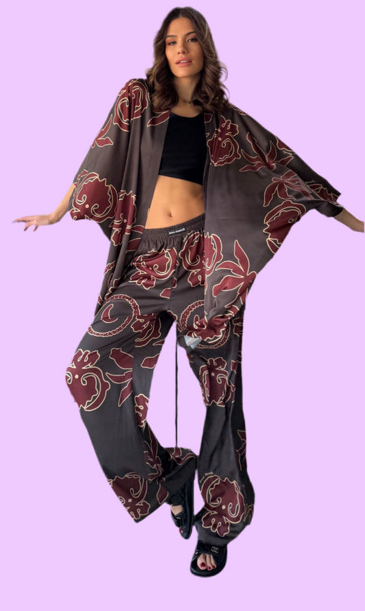 Wide leg printed pants