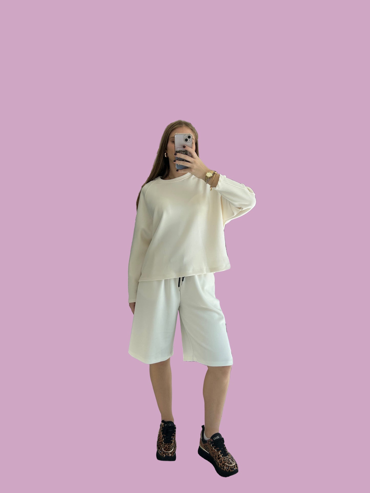 Boxy sweatshirt
