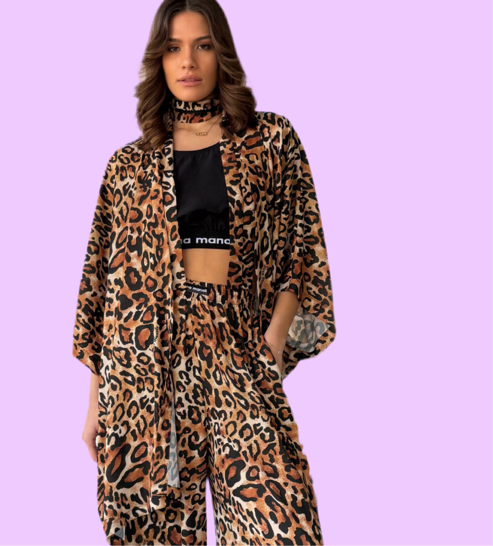 Kimono satin with 3/4 sleeves