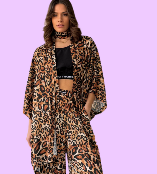 Kimono satin with 3/4 sleeves