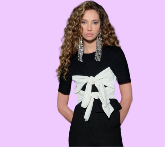 Short sleeve t-shirt with bows