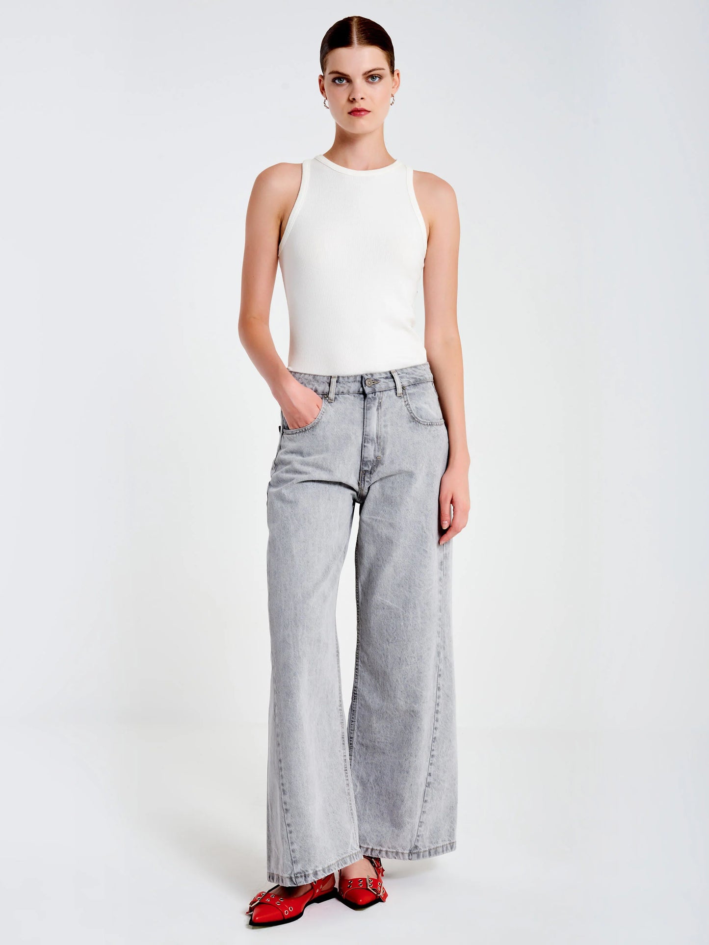 Grey wide leg jean