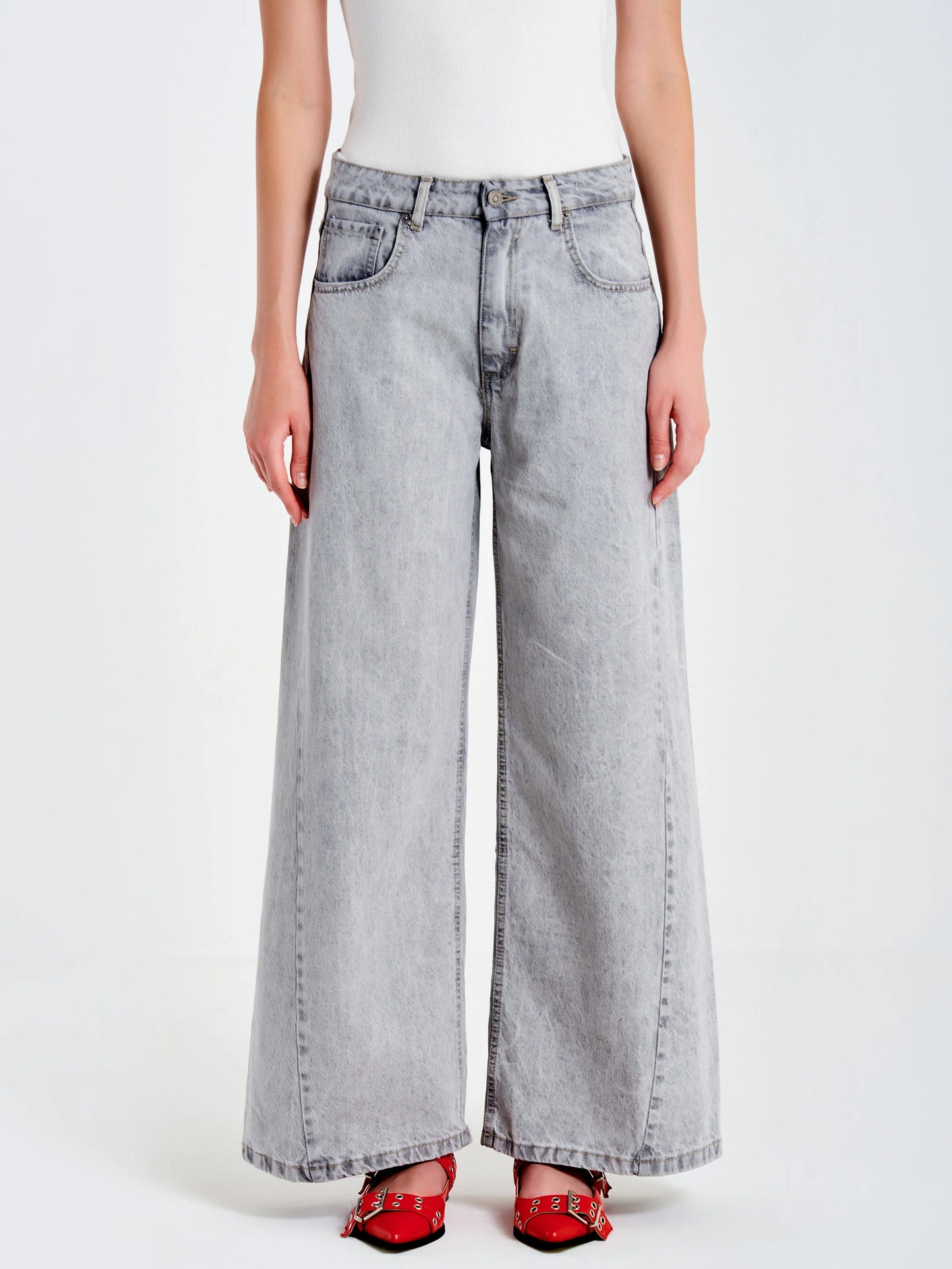 Grey wide leg jean