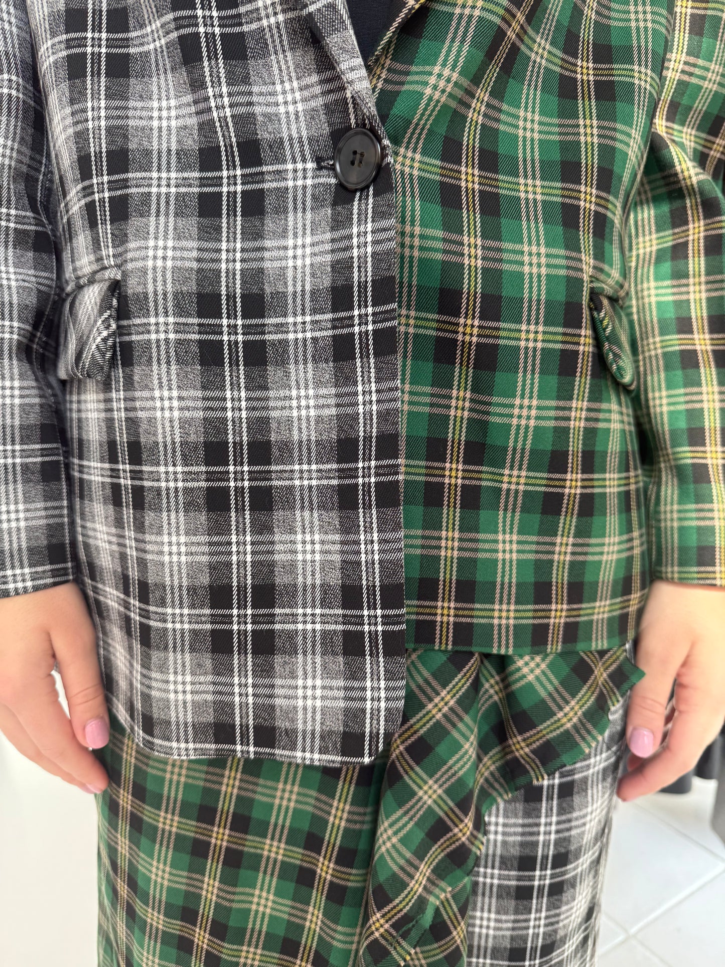 Regular fit blazer with two-tone checked pattern