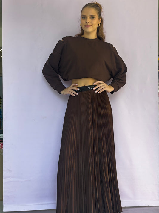 Brown long plisse skirt