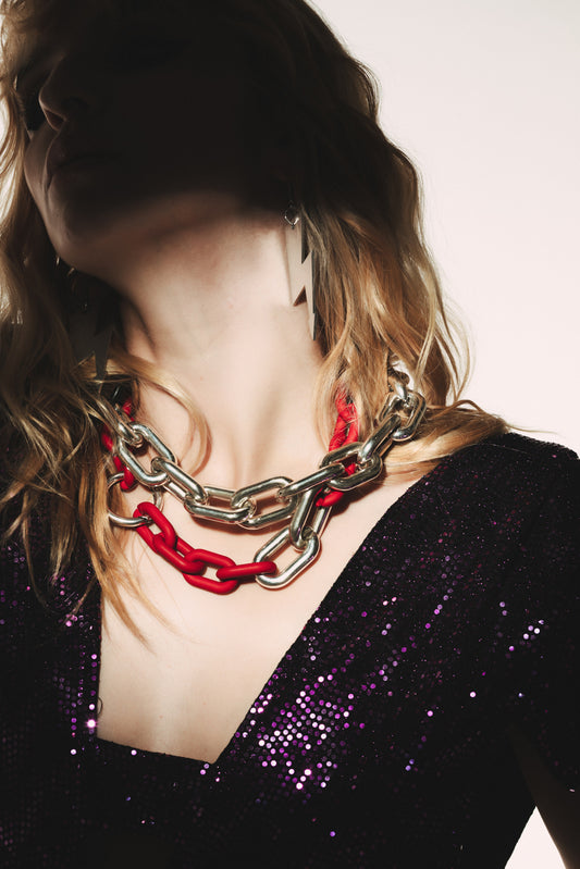 Chunky red chain with silver details