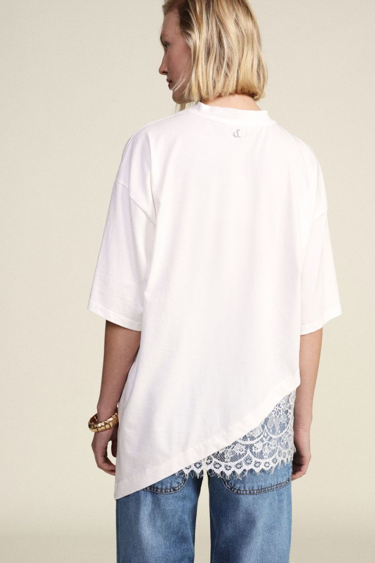 Asymmetrical t-shirt with lace panel detail Baroc Boutique