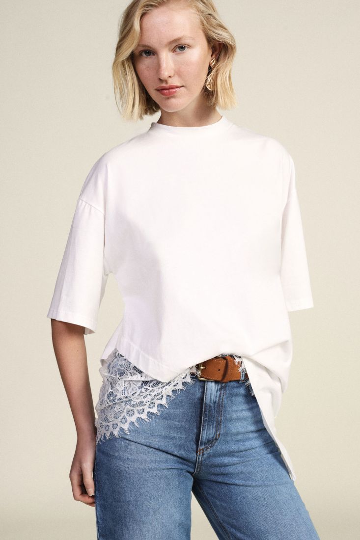 Asymmetrical t-shirt with lace panel detail Baroc Boutique