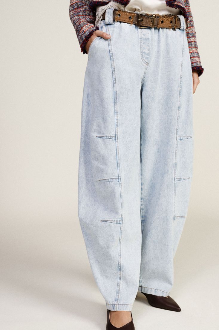 Balloon jeans with decorative waist bel Baroc Boutique
