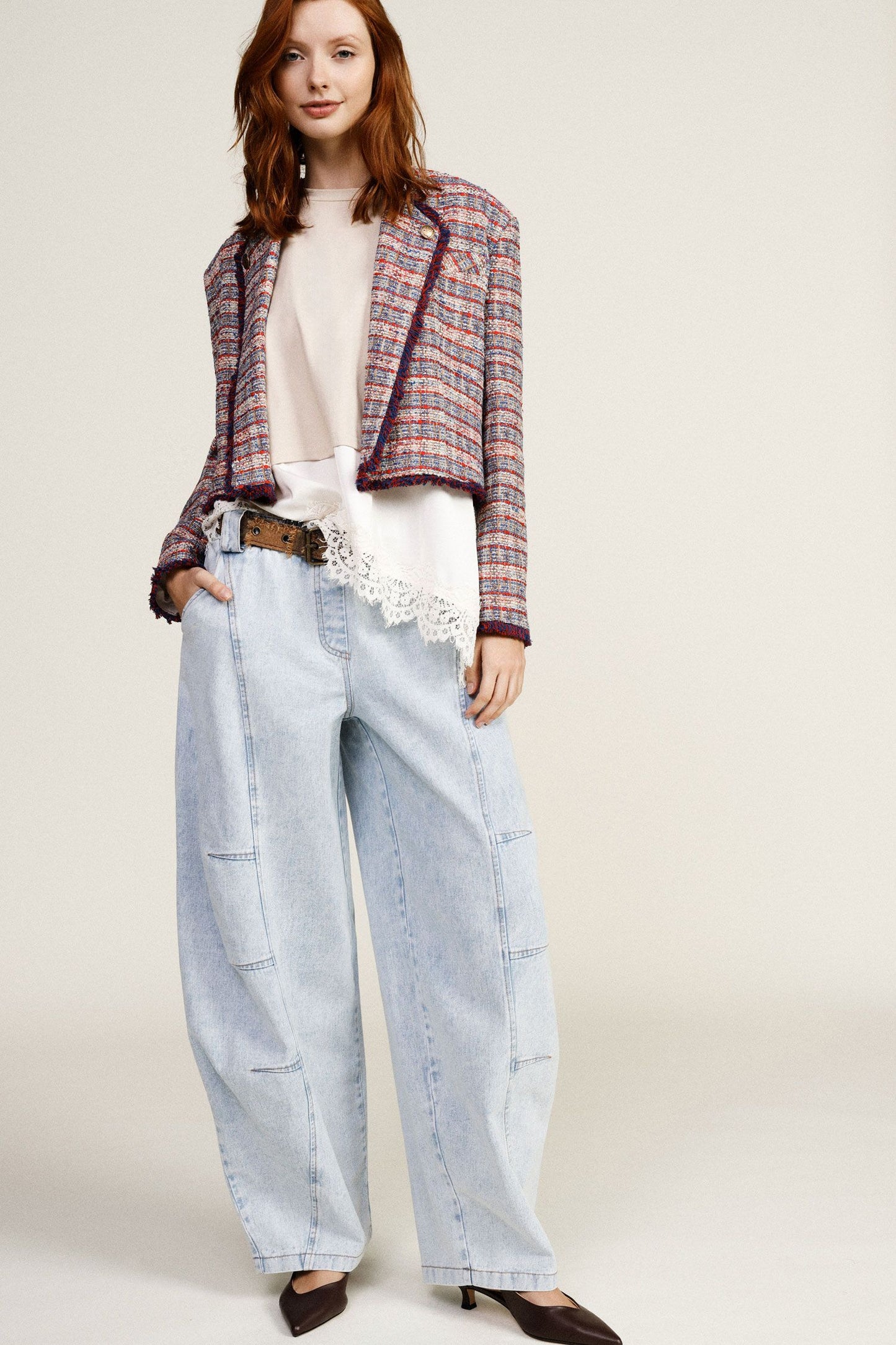 Balloon jeans with decorative waist bel Baroc Boutique