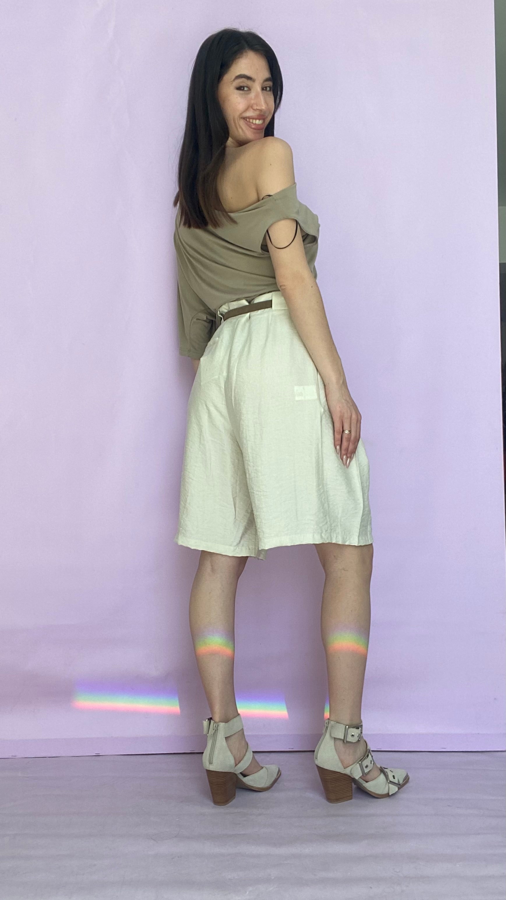 Beige Bermuda with camel belt Baroc Boutique