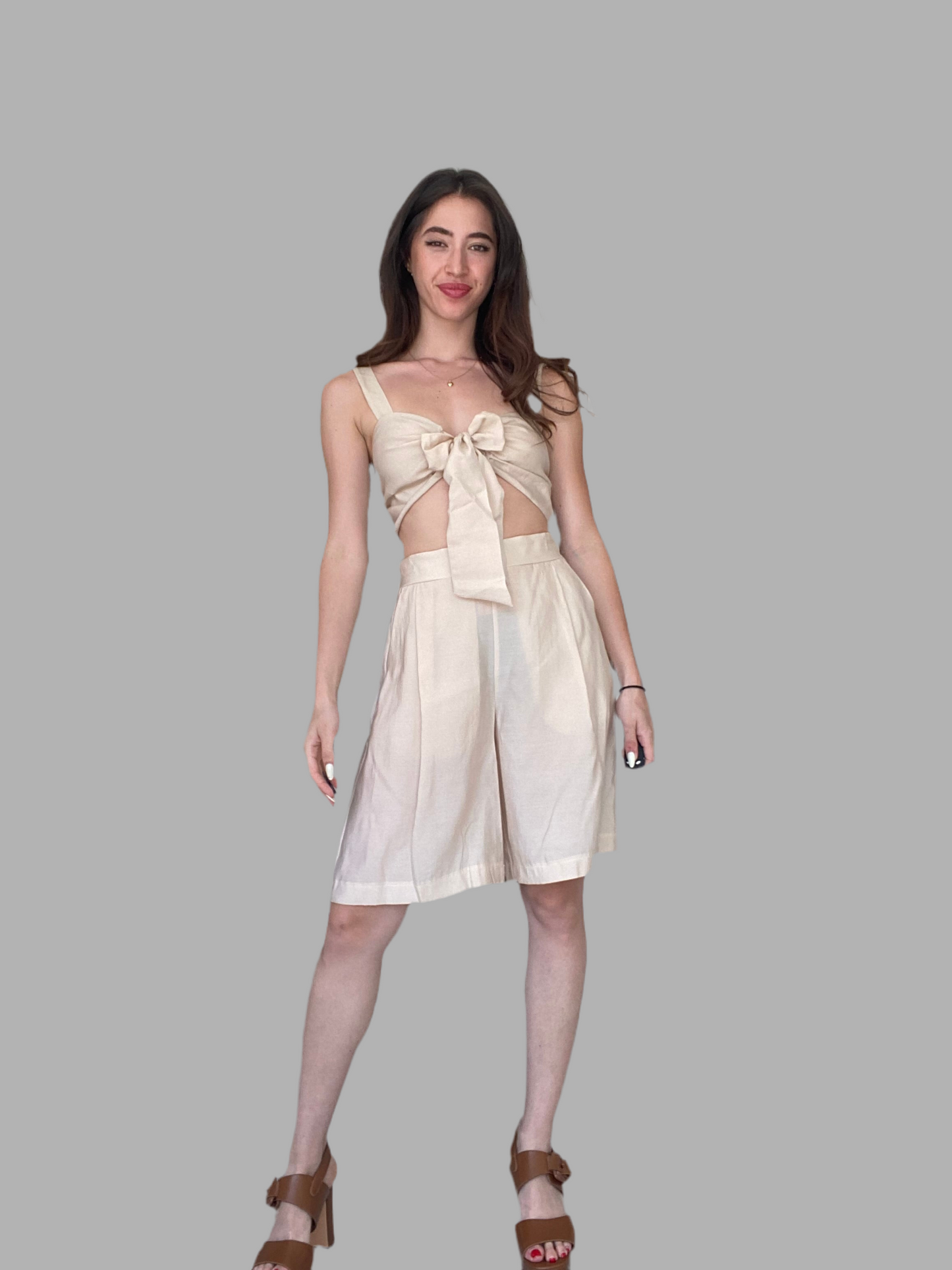 Beige crop top with knot Baroc Boutique