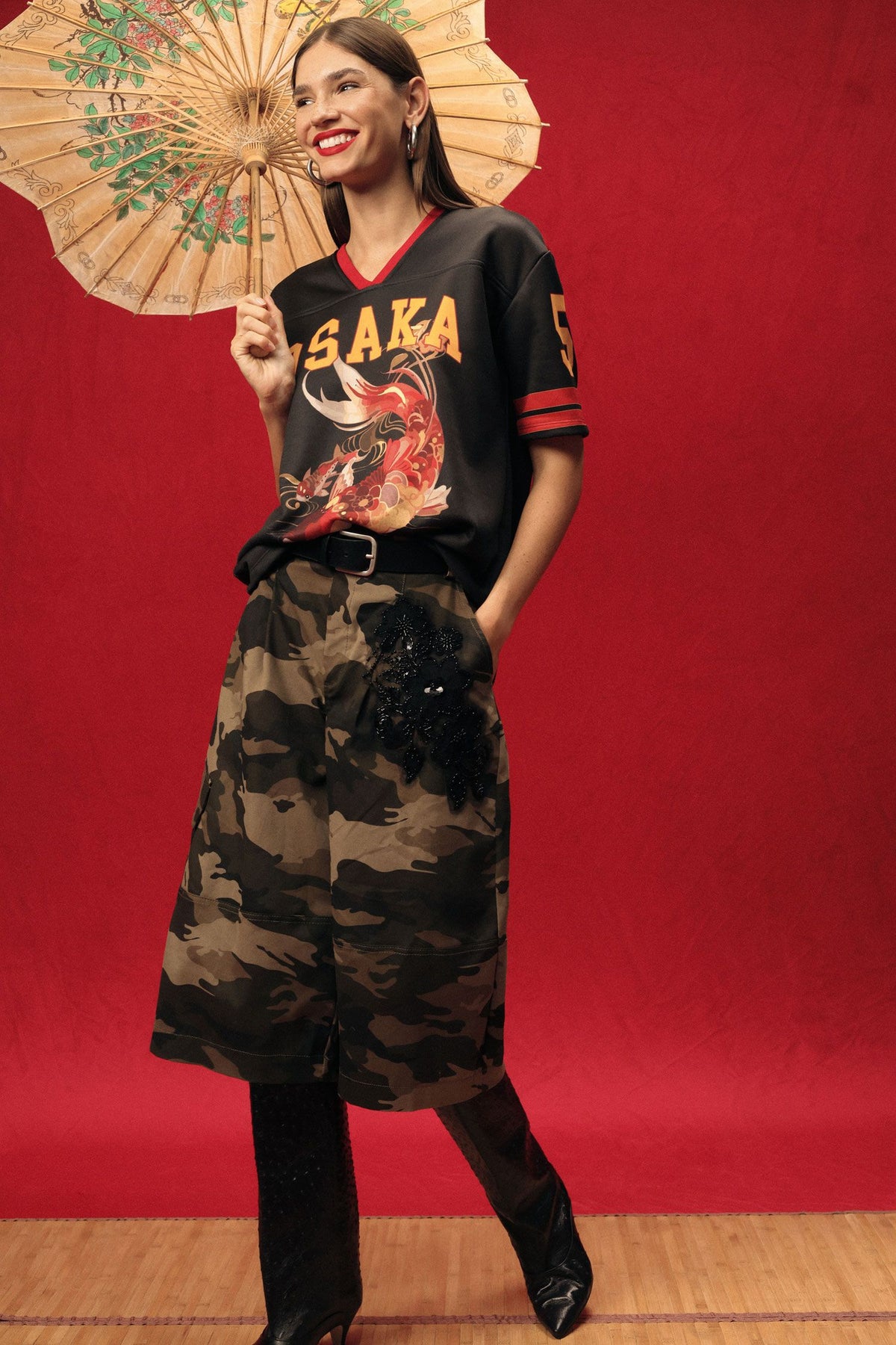 Bermuda short with camouflage print and floral applique Baroc Boutique