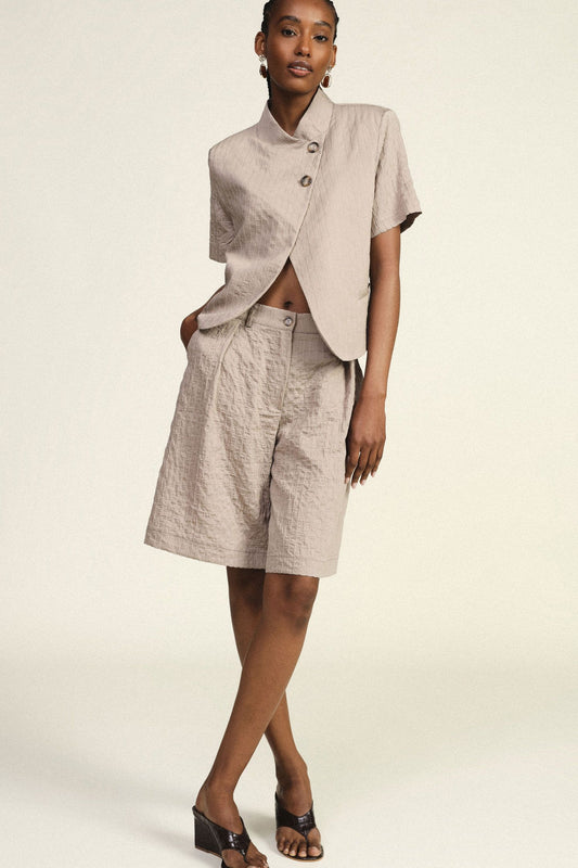 Bermuda shorts with stripes and front pleats Baroc Boutique