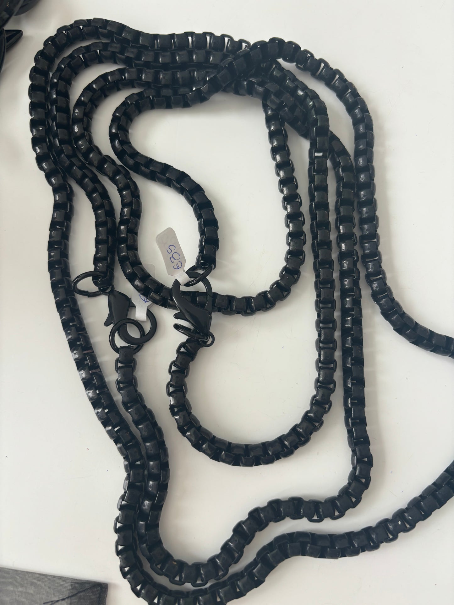 Black Box Chain Baroc Boutique